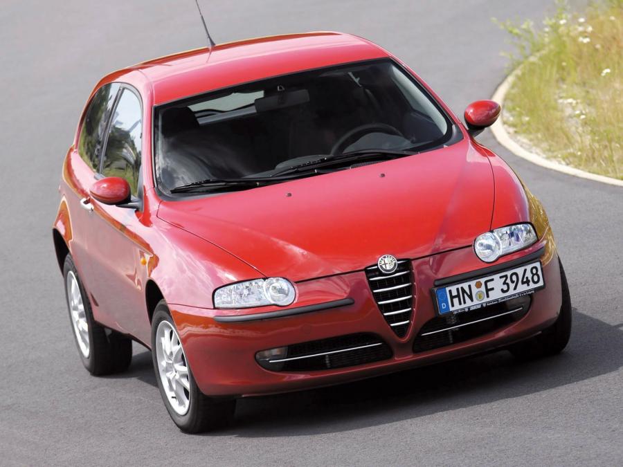  Alfa Romeo 147 3-Door (937A) 2000 года  (фото 42 из 43)